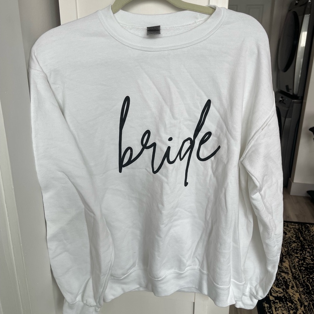 Bride sweatshirt GUC